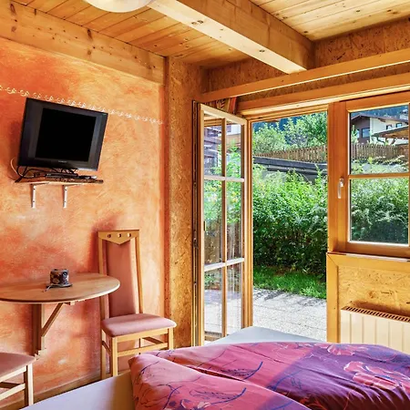 Trucks Huette Feriehus Mayrhofen