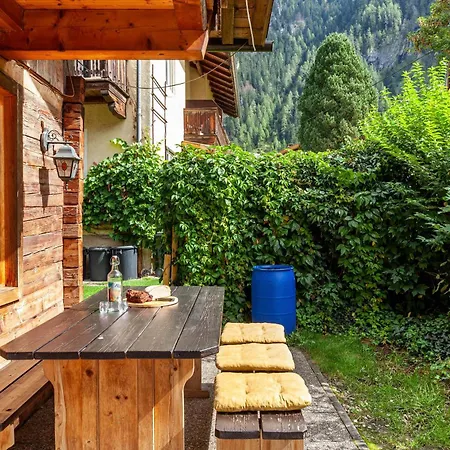 Trucks Huette Holiday home Mayrhofen